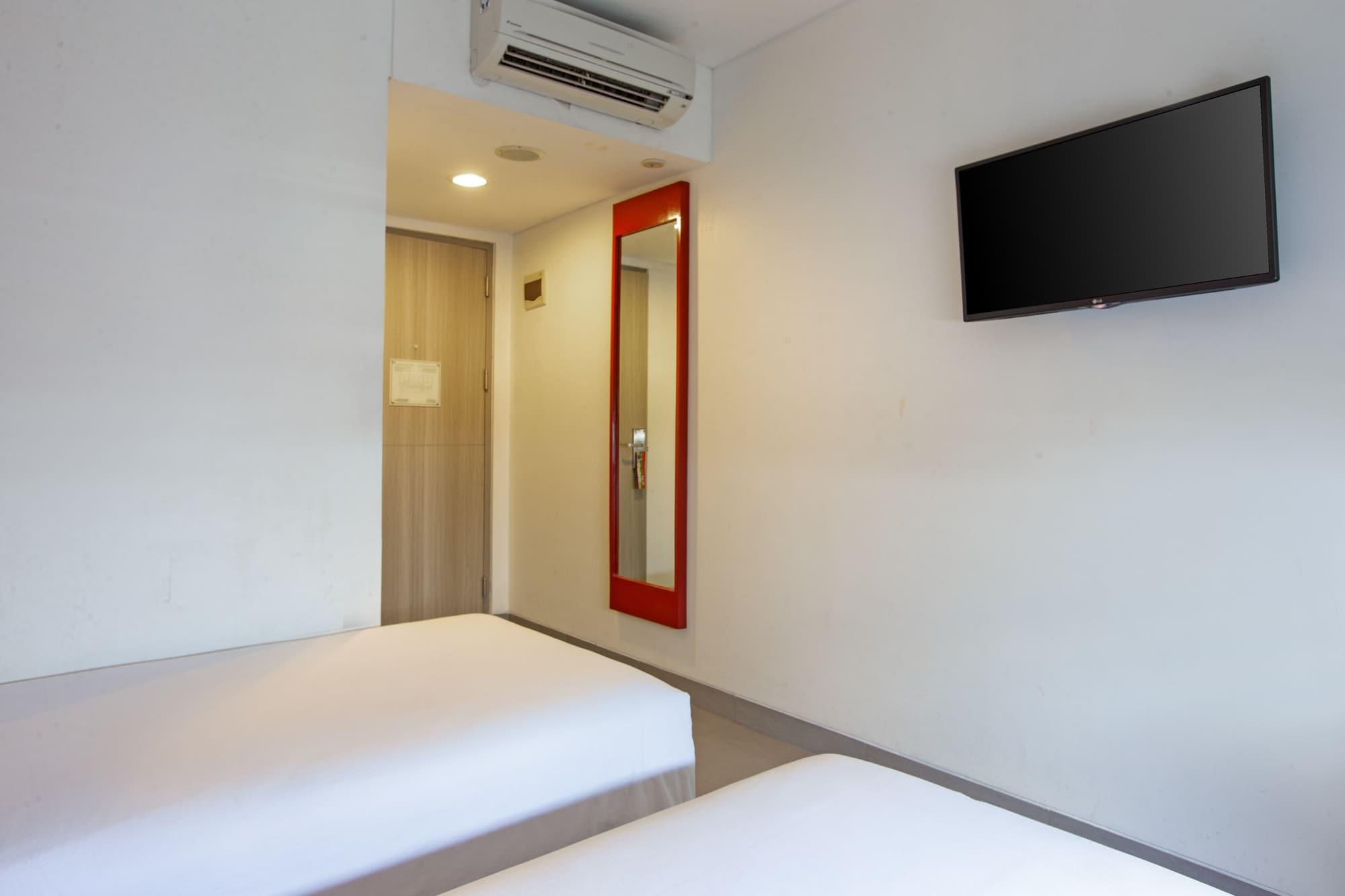 Carani Hotel Yogyakarta Esterno foto