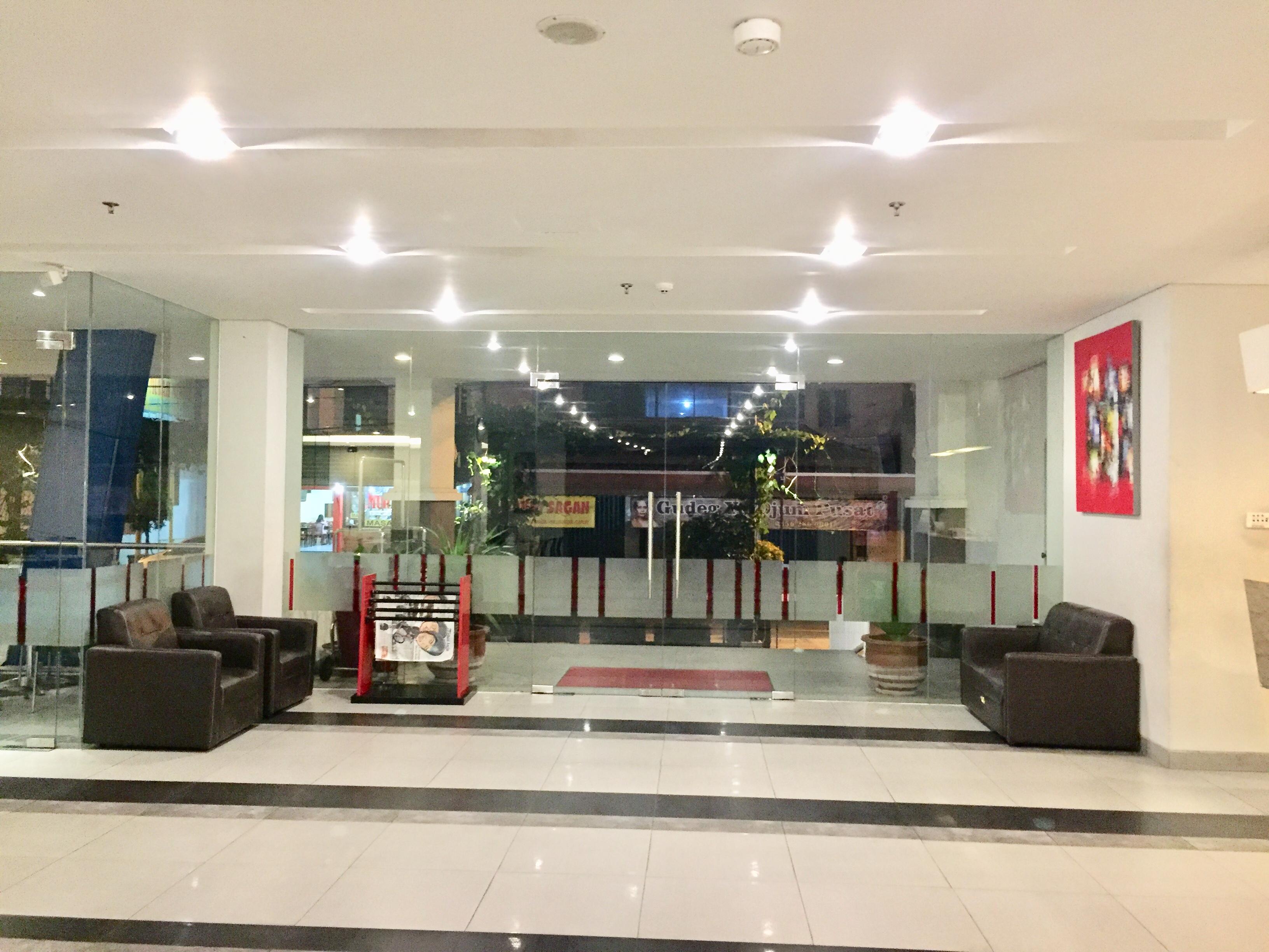 Carani Hotel Yogyakarta Esterno foto