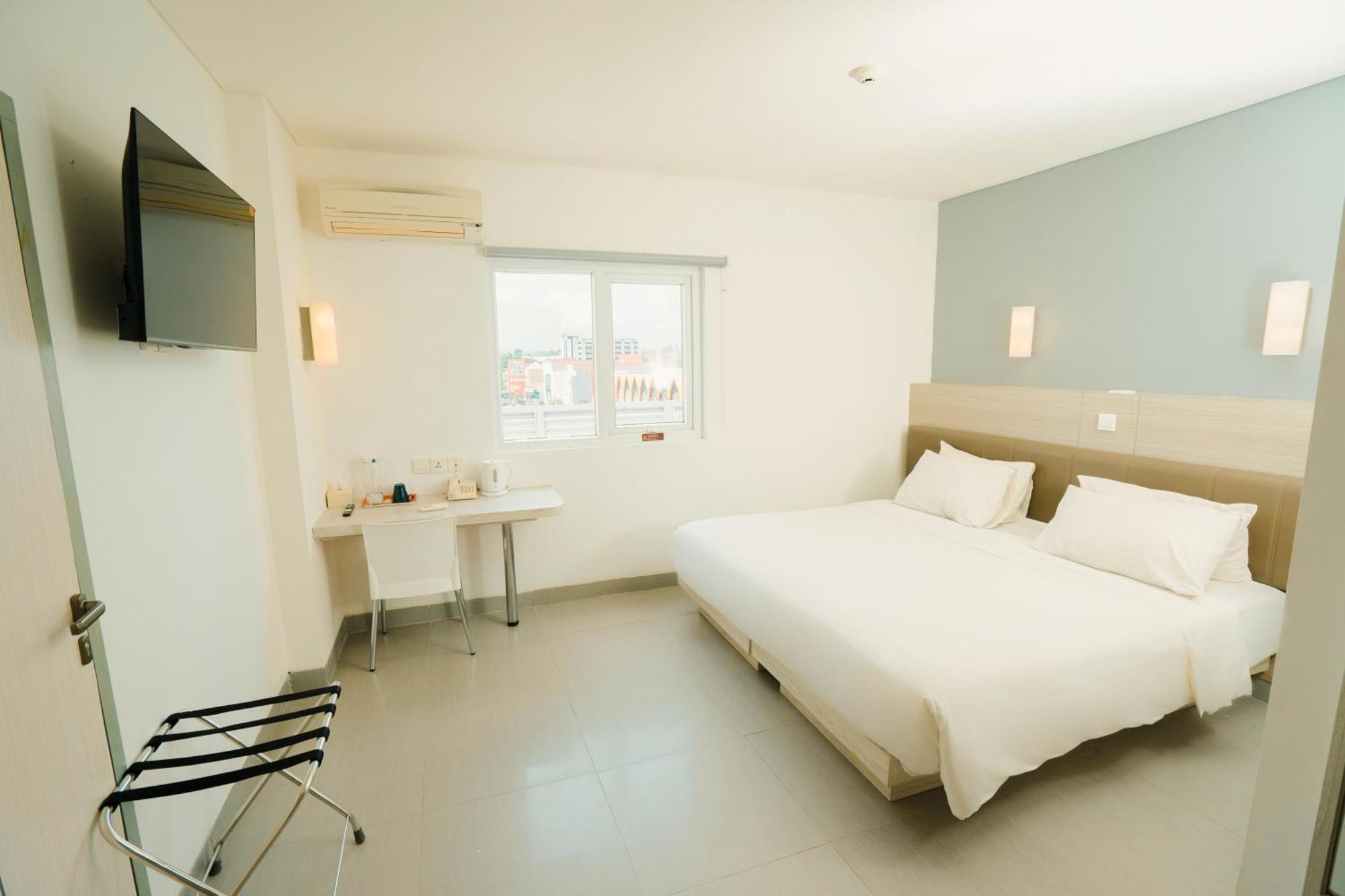 Carani Hotel Yogyakarta Esterno foto